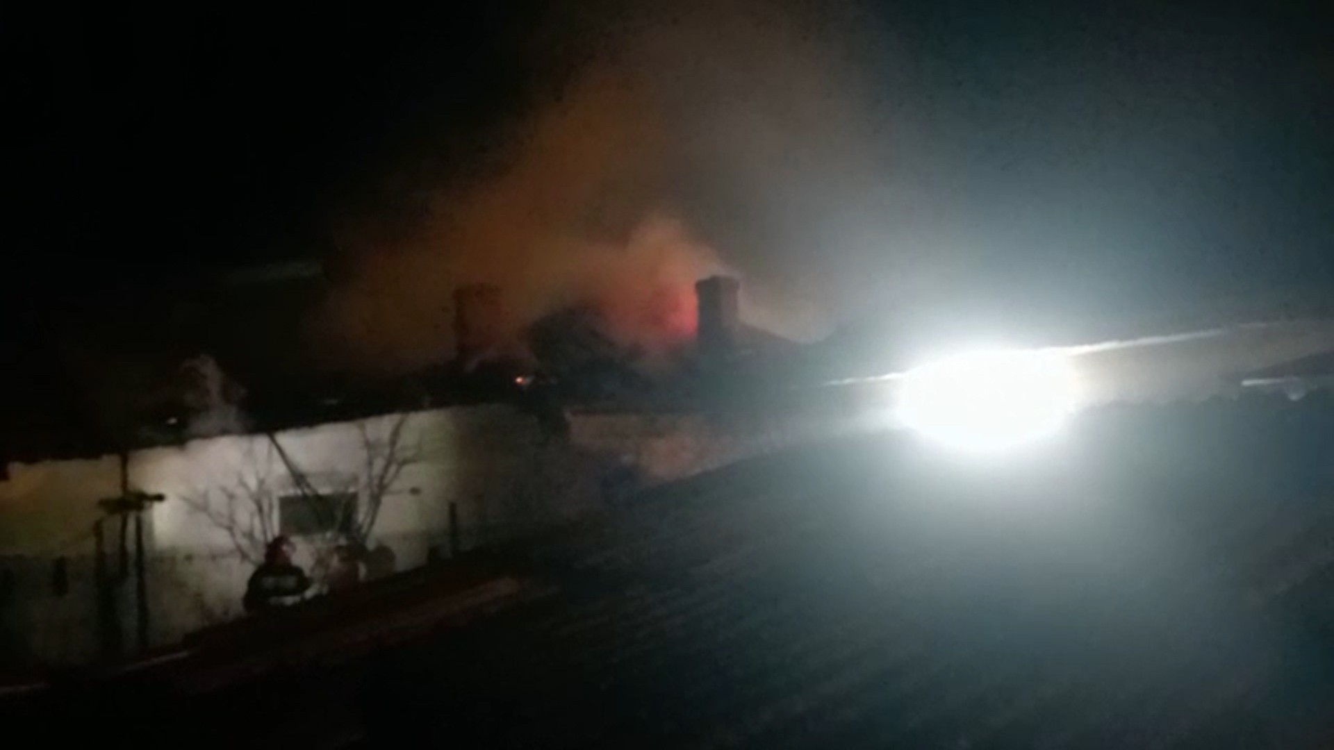 Incendiu devastator în Dolj o casă a fost mistuită de flăcări