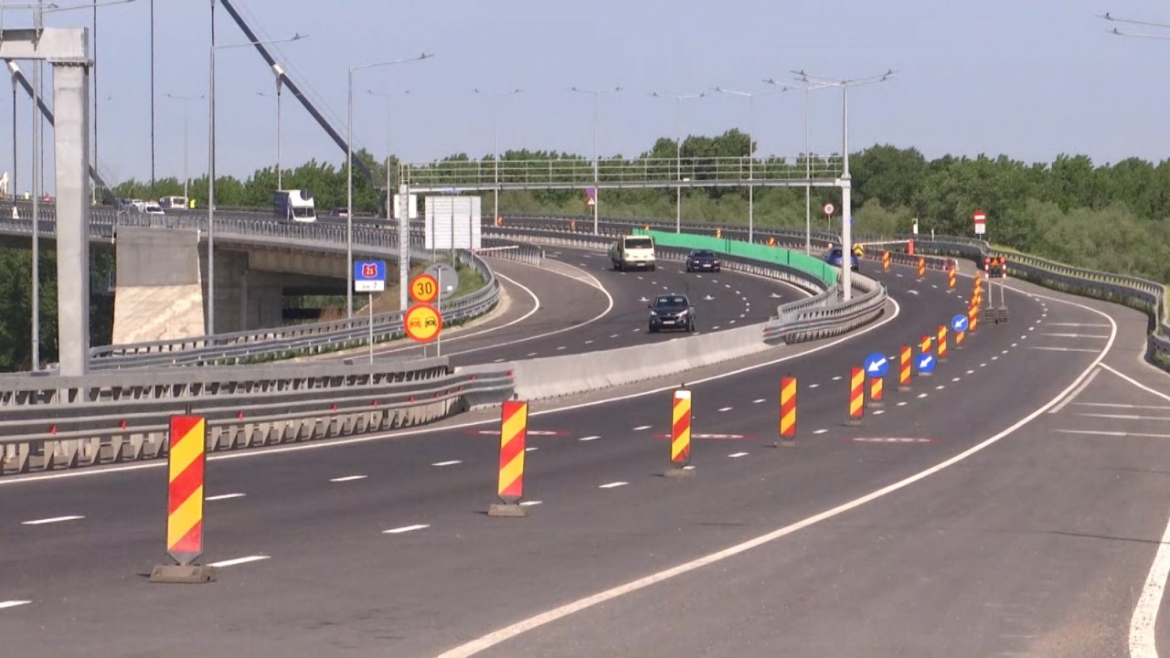 Golden Gate ul românesc este iarăşi în reparaţii De ce cred