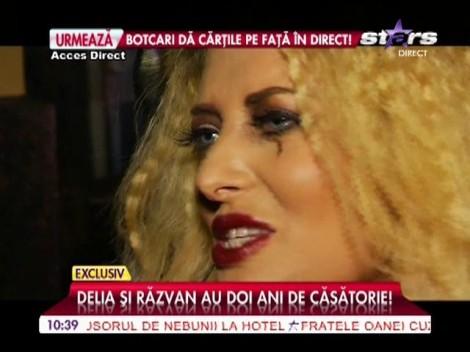 Vineri, 20:30, începe "X Factor"! Delia a aniversat doi ani de căsnicie! Artista a dezvăluit secretul mariajului său