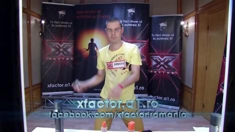 Cristi "Alors on dance" in camera de machiaj filmat cu camera ascunsa! :)))