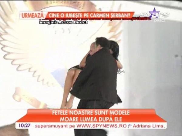 VIDEO! Tocurile de 15 nu sunt pentru oricine! Frumoasele României, puse în situaţii penibile pe podium