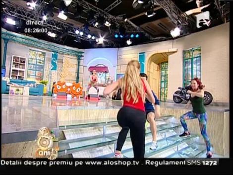 Neby a făcut instrucție de front cu CELE MAI SEXY MĂMICI de la Neatza!