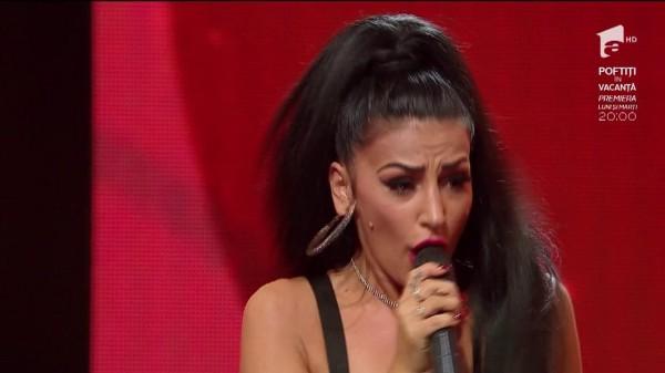 "O apariție sexy, știi ce vrei". Bruenta Sandra le-a tăiat respirația tuturor