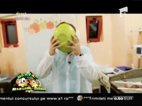 TORTUL HIROSHIMA! Dani a devenit...maestru cofetar de 8 Martie. N-a luat mărțișoare, dar a făcut un deliciu de te lingi pe degeteeee!!!