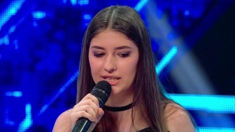 "Am așteptat să împlinesc 14 ani să vin la "X Factor”. Alexia Popescu, interpretare cu emoții. Delia a oprit muzica!