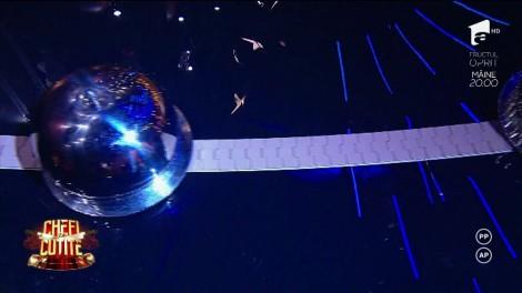 Ea PR, el coafor, dar uniți de aceeași pasiune: bucătăria. Chefii, surprinși de alegerile celor doi:  "Îmi cer scuze dacă ți-am încurcat planurile"