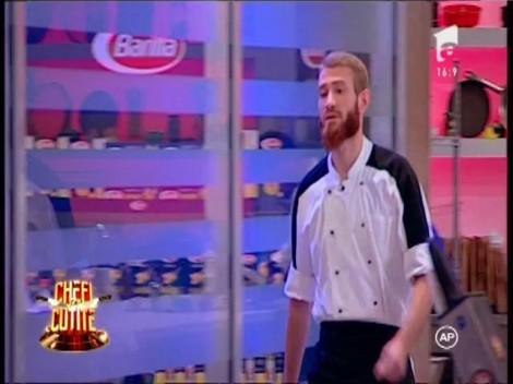 Trei concurenți vor pleca în urma duelului! Echipa neagră și cea roșie luptă cu legumele pentru a rămâne în concurs: ”Nap, cartof mov??”