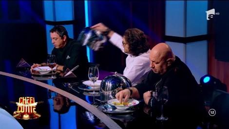 Jurații s-au uitat lung unul la altul! Farfuria asta e trimisă de Doamne, Doamne: ”Bună seara, mă numesc Isus”!