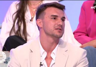 Ce note a primit Claudio, noul concurent, din partea fetelor. Acesta și-a spus povestea de viață în fața tuturor