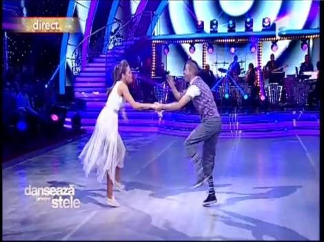 Raluka, maestra prizelor, în lacrimi! Swing-ul pus în scenă de Lilian a făcut senzaţie pe scena "Dansează printre stele"