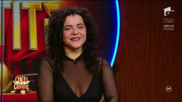 S-a r&acirc;s copios! "Cine ar putea să ne otrăvească așa?" După degustare, gura lui chef Bontea a fost luată la control de domnișoara medic stomatolog