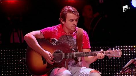 „Eşti un băieţel traumatizat?” Andrei, concurentul care a băgat râca între juraţi „Arată pieptul!”