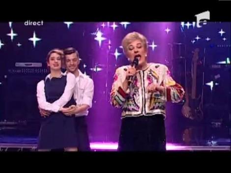 Stela Enache a readus "Ani de liceu" pe scena X Factor