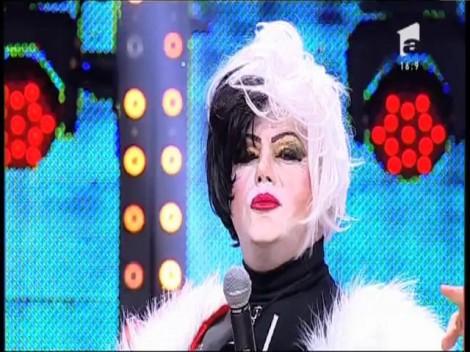 Adrian Enache, în rolul Cruellei de Vil!