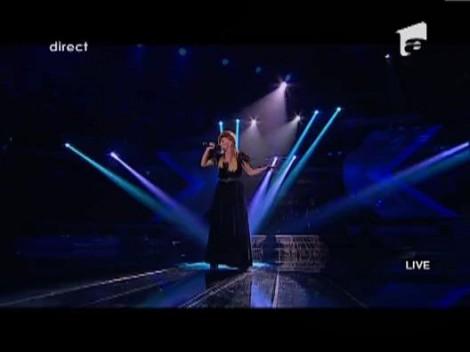 Concurenti, luati exemplu de la Delia! Jurata X Factor canta LIVE "Someone Like You"