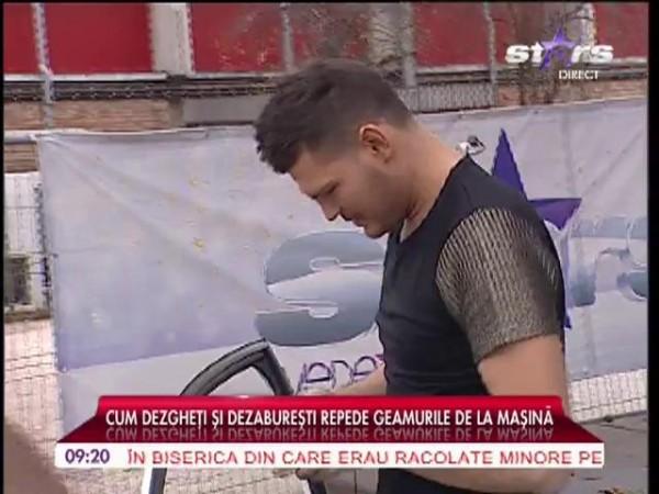 Ești &icirc;n &icirc;nt&acirc;rziere și nu vezi nimic? Cum dezgheţi şi dezabureşti repede geamurile de la maşină (VIDEO)