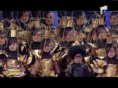 Mihai Bendeac a decis: Trupa As, in finala "Romania Danseaza"!