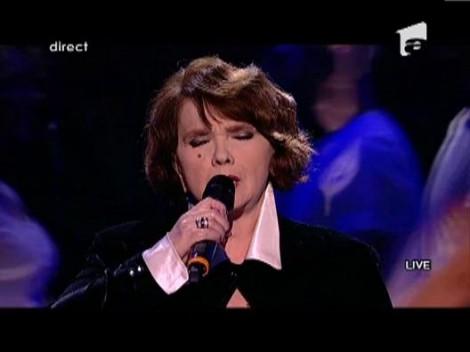 Doamna scenei romanesti: Margareta Paslaru a cantat live, o piesa proprie, pe scena X Factor