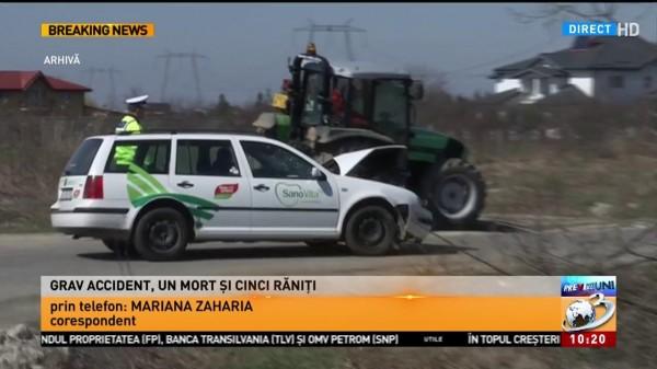 S-a &icirc;nt&acirc;mplat și &icirc;n Rom&acirc;nia! Un bărbat a intrat cu maşina &icirc;ntr-un grup de oameni: O persoană A MURIT!