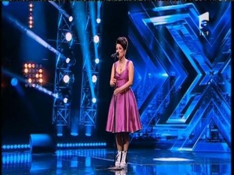 Anastasia Ursu "e ca-n poveste"! Ne-a cucerit pe toți cu prestația sa și a obținut un scaun în echipa Deliei