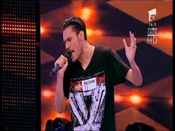 “Sunt un copil care încă visează”. Emanuel Stanca l-a adus pe Jon Bon Jovi pe scena de la "X Factor"