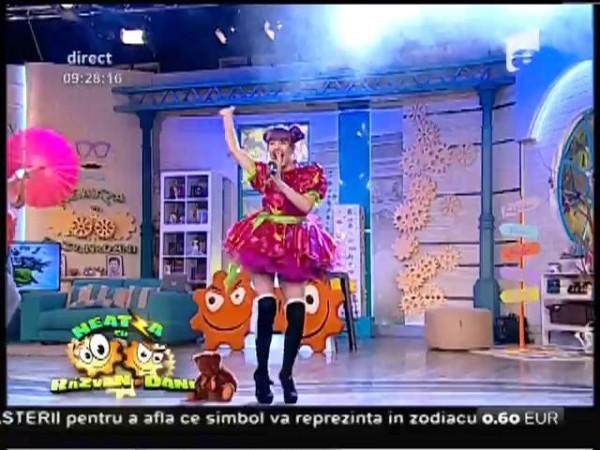 Gheișa sexy are piesă nouă! Alyanna Lu a făcut spectacol cu noul c&acirc;ntec:"It's raining bear"