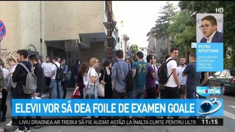 Simulare Bac 2019. Inițiatorii protestului "foaia goală" explică în ce condiții se pot trece notele în catalog