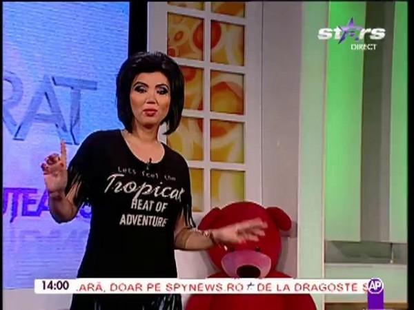 Adriana Bahmuţeanu e din ce &icirc;n ce mai &icirc;ndrăzneață: şi-a tatuat braţele. Cum arată acum prezentatoarea emisiunii "Necenzurat"