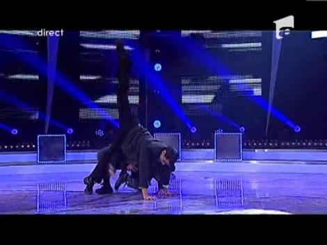 Cosmin si Mihai, doi frati, doua stiluri, trei stele... Aurii!