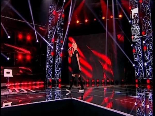 Artele se îmbină perfect, iar show-ul este specialitatea Elizei. Musical de excepție, cu factor X!