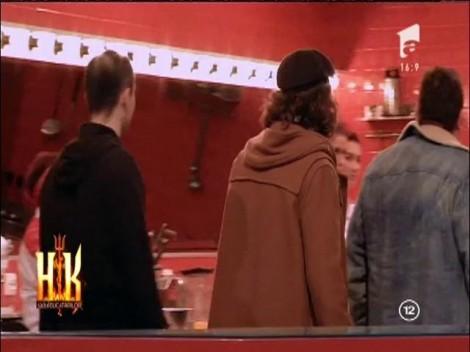 Orice mamă își apără puiul! Rebeca, reacție violentă la adresa unei alte colege de echipă din pricina fiului său, Paul