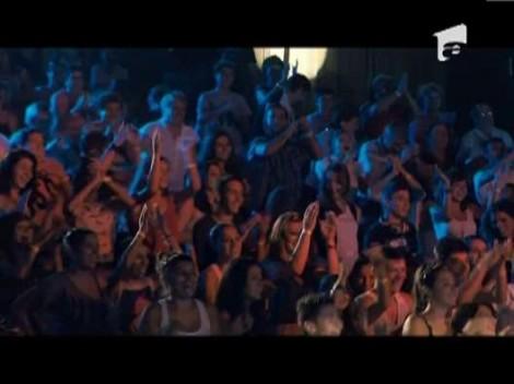 Tu poti dansa asa :)))?