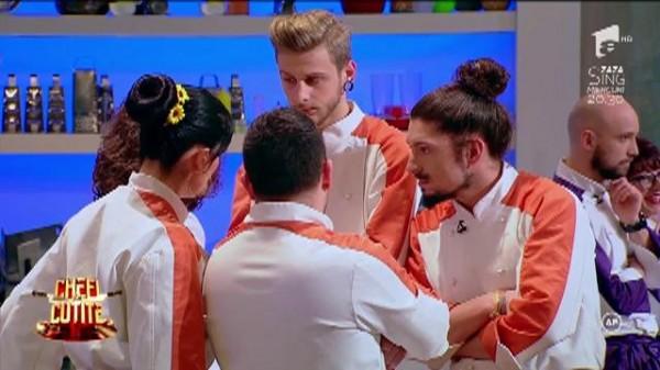 Un botez, o nuntă de aur și o petrecere a burlacilor, adevărate examene pentru concurenții de la Chefi la Cuțite: "Eu trebuie să c&acirc;știg o probă, uite c&acirc;ți mai suntem!"