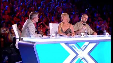 Uite cat de bine improvizeaza Delia! Jurata X Factor vrea sa mearga in concerte cu unul dintre concurenti!