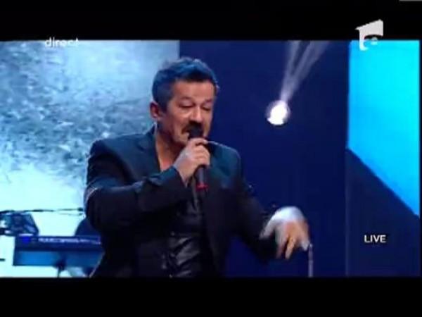 Gala 1: R Familly: "I get knocked down" - Chumbawamba