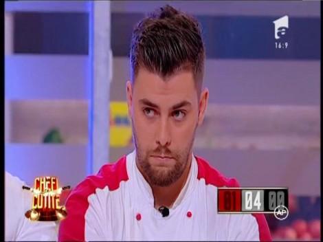 Chef Dumitrescu e în genunchi de fericire! Toată echipa argintie merge în semifinală, după ce câștigă proba cu 10 din 11 voturi!