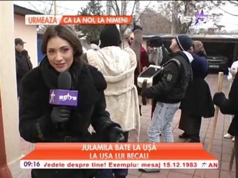 Colindătorii au bătut din nou la uşa lui Becali cu Julamila, una dintre cele mai vechi tradiţii aromâne