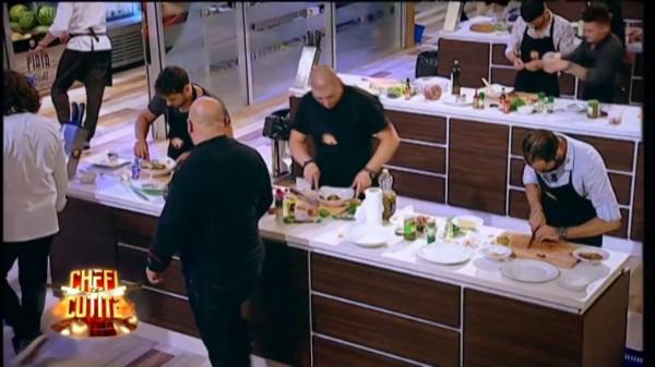 Tensiune maximă la ultima probă eliminatorie! 15 minute pentru un Biftec Tartar: &rdquo;Sunt nebuni! &Icirc;nțeleg că ne pun la &icirc;ncercare, dar au exagerat&rdquo;