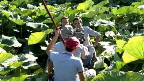 Drumul spre casa Deliei e plin de peripetii: Dani si Razvan au intrat la apa