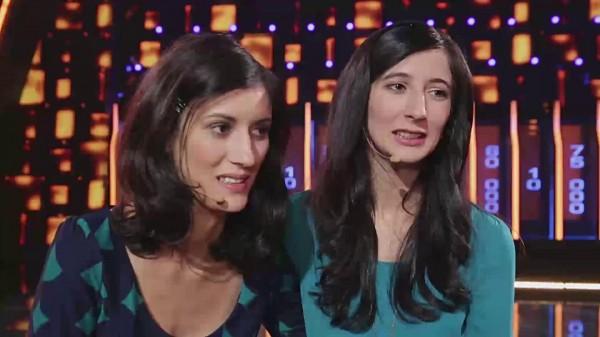 De la agonie la extaz! Teodora şi Flavia, un joc intens: "M-am simţit ca şi cum făceam un duş cu apă rece şi apoi fierbinte"