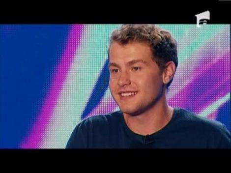 L-a facut pe Cheloo sa-i zica: "Cred ca esti un mincinos, frate!", desi a cântat super sub farmecul Deliei