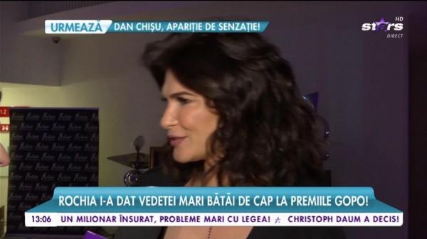 Video de zile mari! Monico, spune drept, ce ţi-a evadat din... piept?! Monica B&acirc;rlădeanu, accident vestimentar spre fericirea domnilor