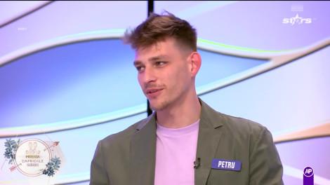 Petru, subiect de discuție &icirc;n casa fetelor! Andreea a făcut o confesiune dureroasă despre trecutul ei amoros! Prin ce a trecut