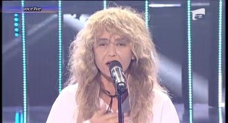 "Bună seara, prieteeeeeni!" Am aflat cum cântă Cristi Minculescu pe voce de damă. Mulțumiri, Anca Țurcașiu!!!