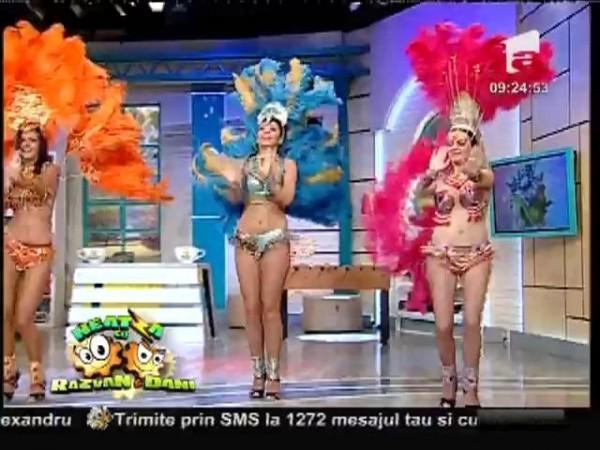Cod ROŞU de SENZUALITATE: Fetele sexy de la "Eve Show" au făcut senzaţie!