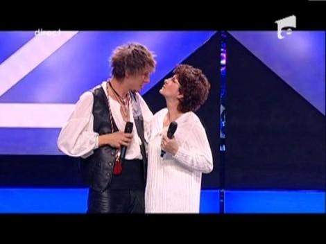 Viata, dincolo de X Factor: in unele zile, Tudor Turcu si mama lui nu au ce manca