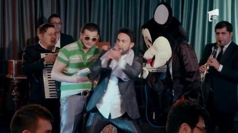 Adevăăărat! Florin Salam, concert LIVE, cum nu s-a mai văzut! A tăiat bon fiscal pentru fiecare leuț primit