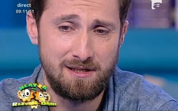 Răzvan și Dani pl&acirc;ng din cauza greutăților pe care le-au &icirc;nfruntat &icirc;n tinerețe