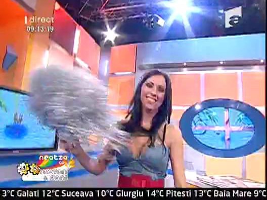 Sunetul muzicii cu vecina