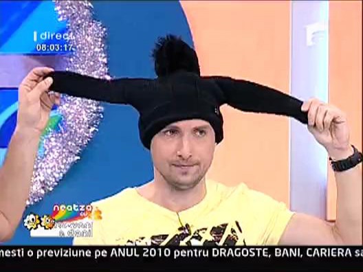 Caciula clapauga, cadou de Mos Nicolae